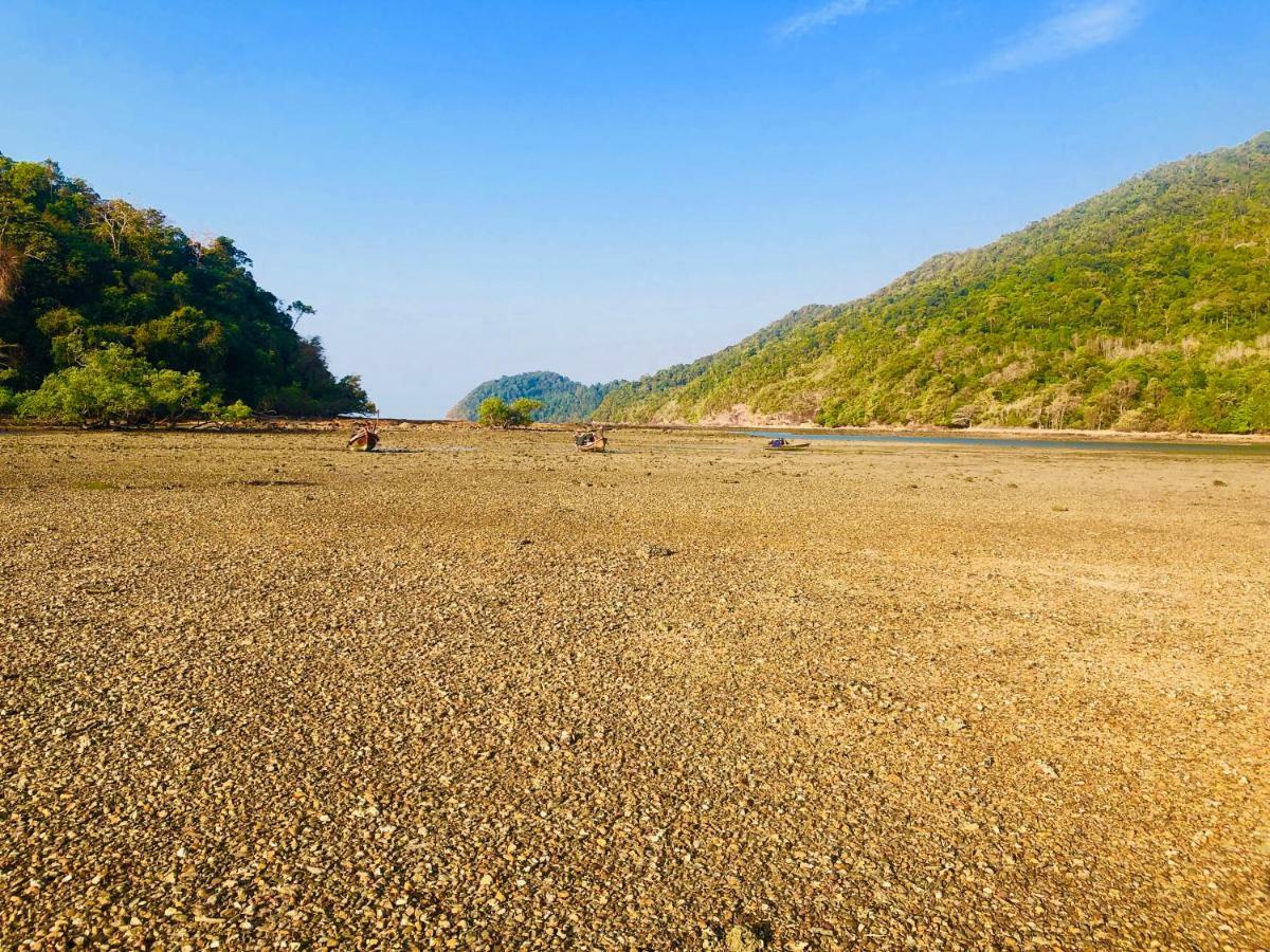 Reggae Island Private Island Hotell Koh Phayam Eksteriør bilde