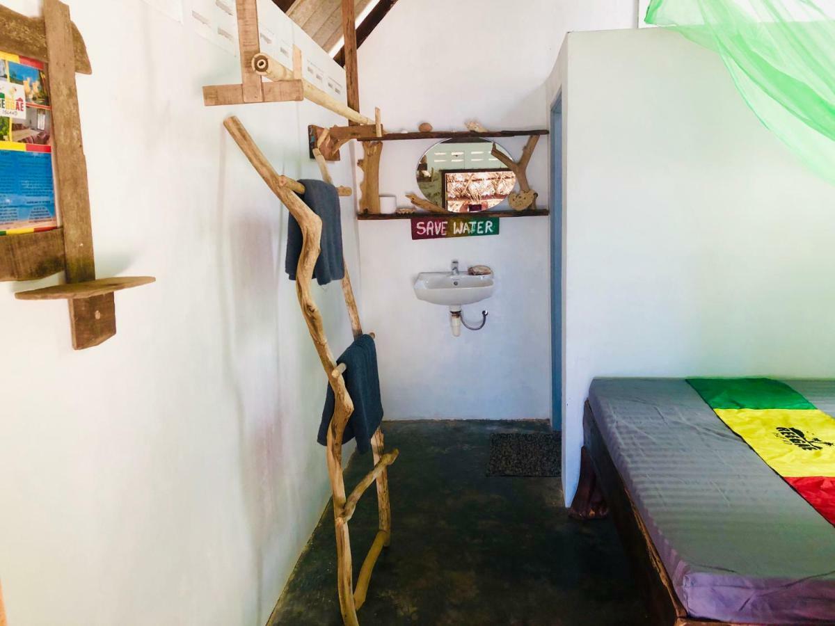 Reggae Island Private Island Hotell Koh Phayam Eksteriør bilde