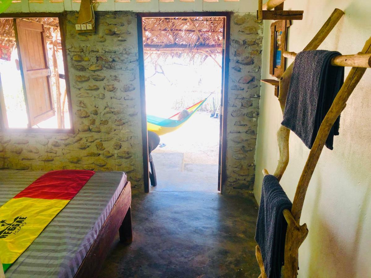 Reggae Island Private Island Hotell Koh Phayam Eksteriør bilde